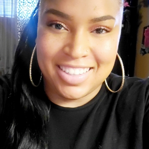 Meet your Posher, Tamara' (Ray) - Picture 2 of 10